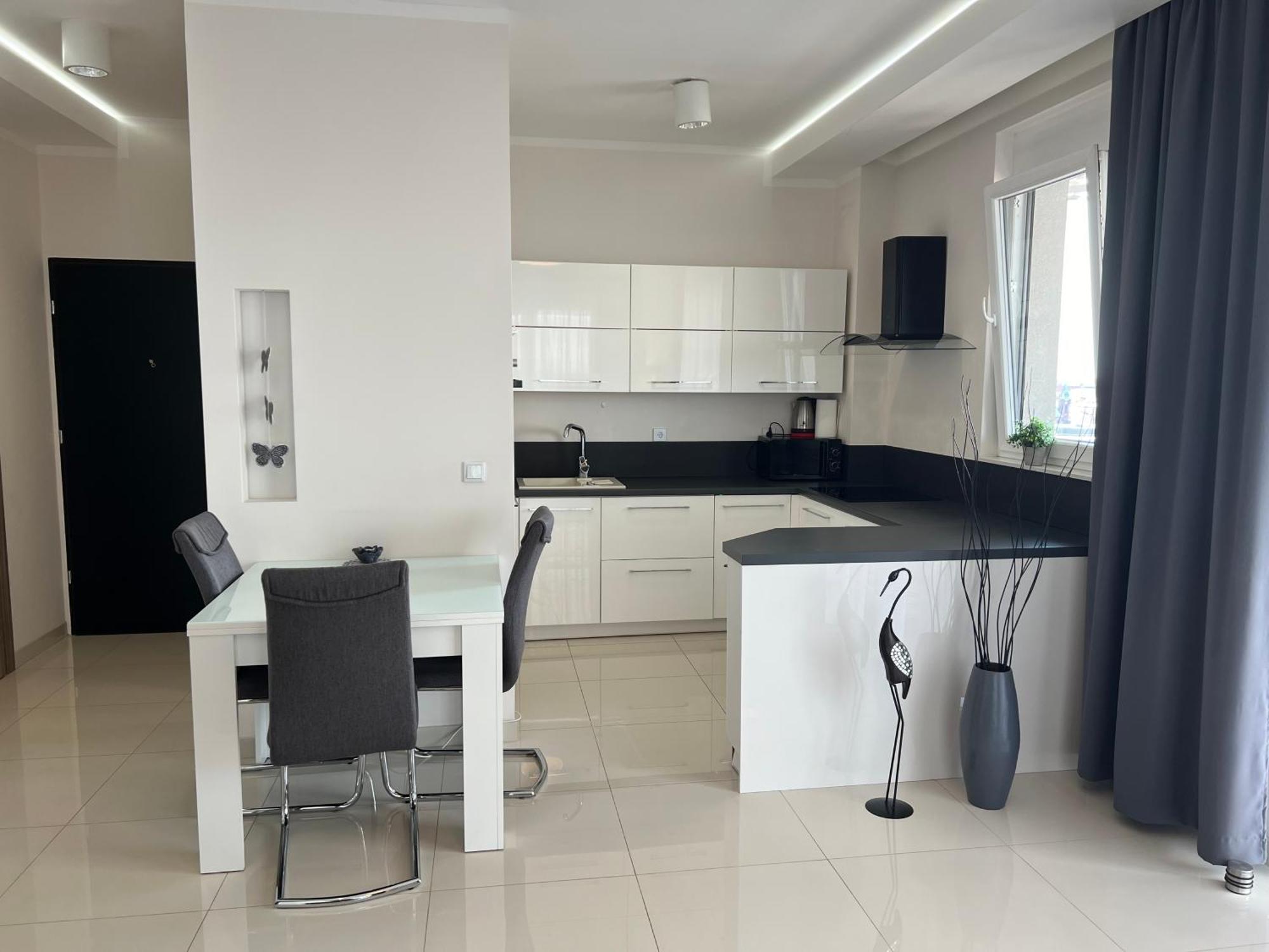 I&M Apartments Sikorskiego วรอตซวาฟ ภายนอก รูปภาพ